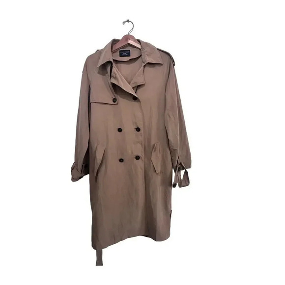 Love Tree Women's Tan Long Sleeve Double Breasted Trench Coat Size Medium - Picture 9 of 9